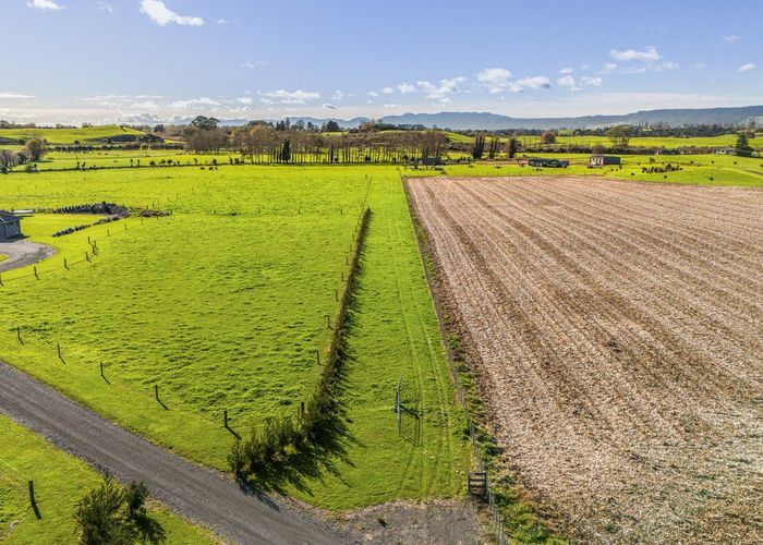  at LOT 2/194 Lake Road, Tirau, South Waikato, Waikato
