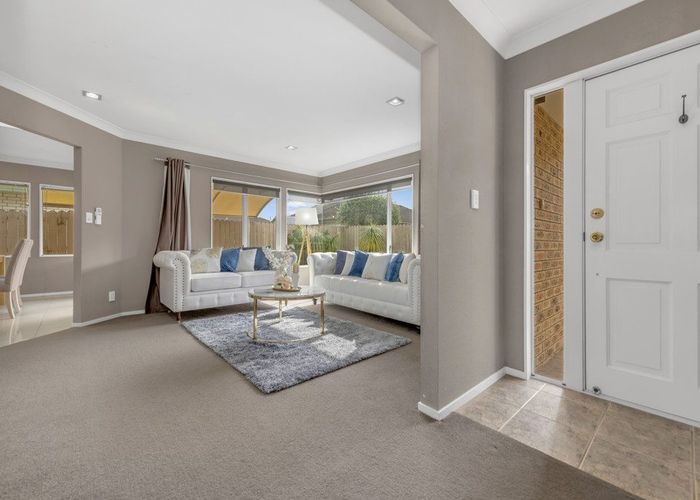  at 58 Frank Nobilo Drive, Golflands, Manukau City, Auckland