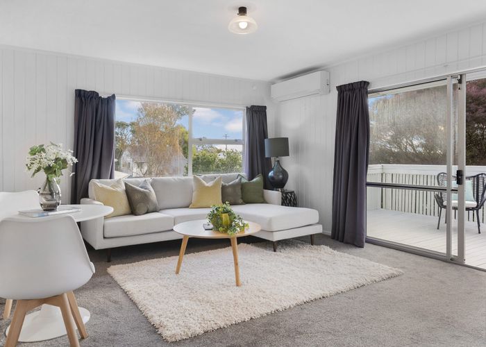  at 15B Aeroview Drive, Beach Haven, North Shore City, Auckland