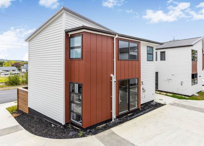 at 67F Stratford Road, Manurewa, Manukau City, Auckland