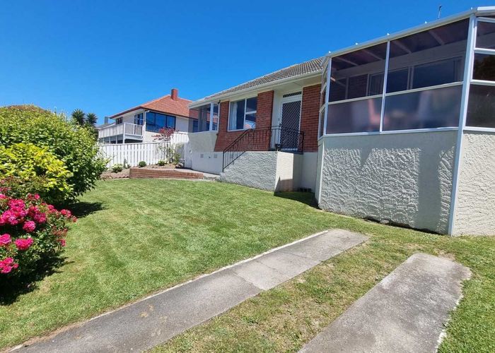  at 130 Main Road, Titahi Bay, Porirua