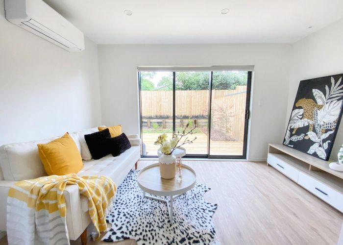  at 1/237 Swanson Road, Henderson, Auckland