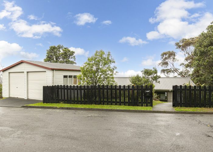  at 37 Westhaven Drive, Tawa, Wellington