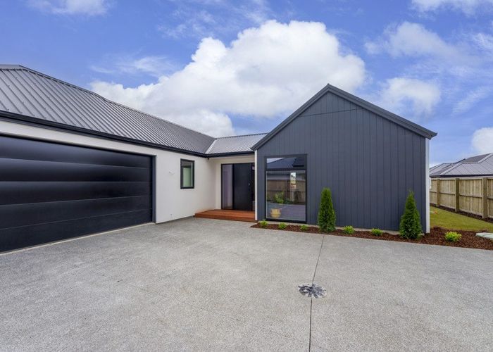  at 11 Lorenzos Lane, Halswell, Christchurch City, Canterbury