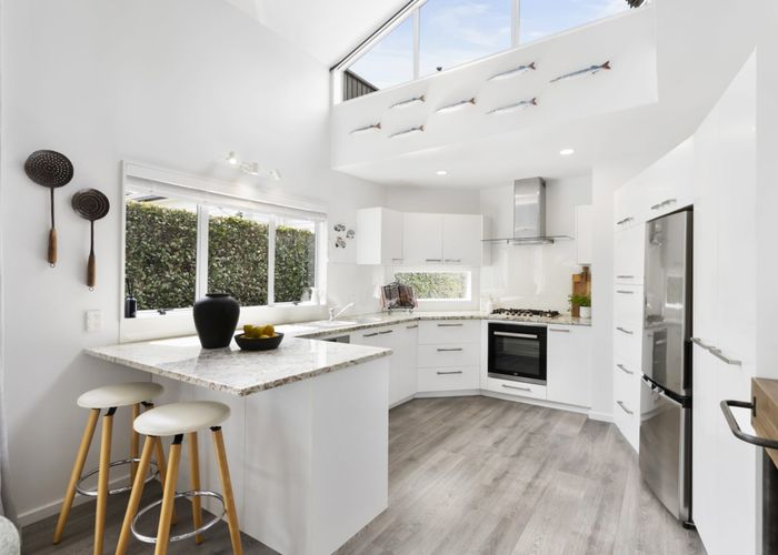  at 2/6 Castor Bay Road, Castor Bay, Auckland
