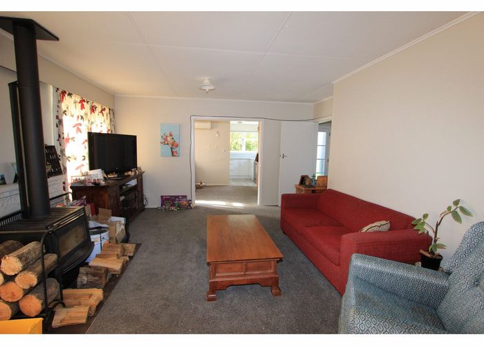  at 12 Gill Crescent, Redwoodtown, Blenheim