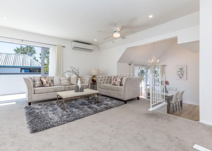  at 1/57 James Evans Drive, Northcote, North Shore City