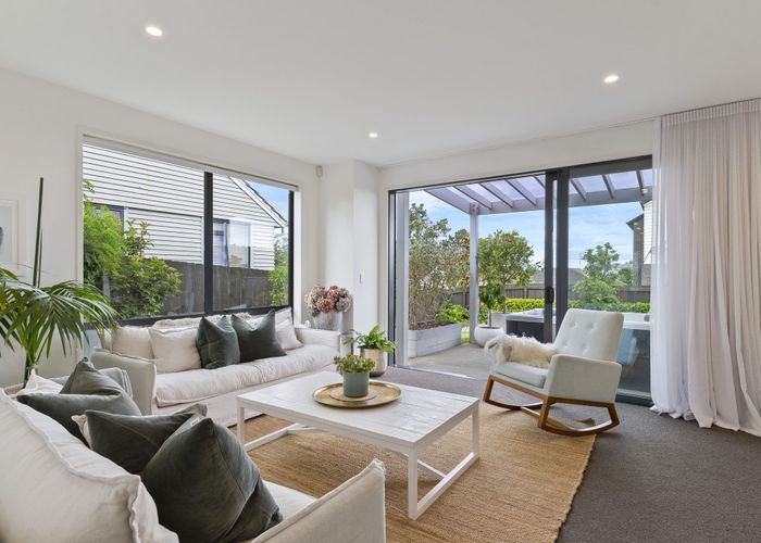  at 19A Castledine Crescent, Glen Innes, Auckland