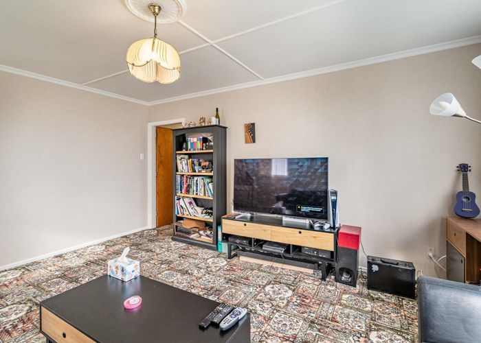  at 263 George Street, Waverley, Invercargill