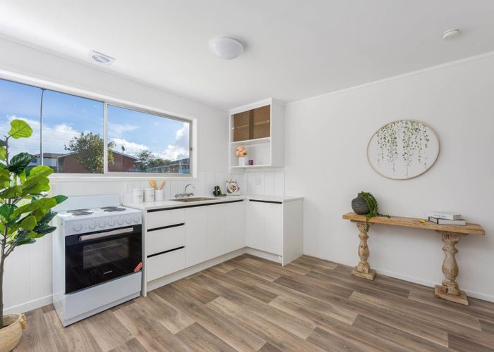  at 1 & 2/9 Fencible Place, Otahuhu, Auckland City, Auckland