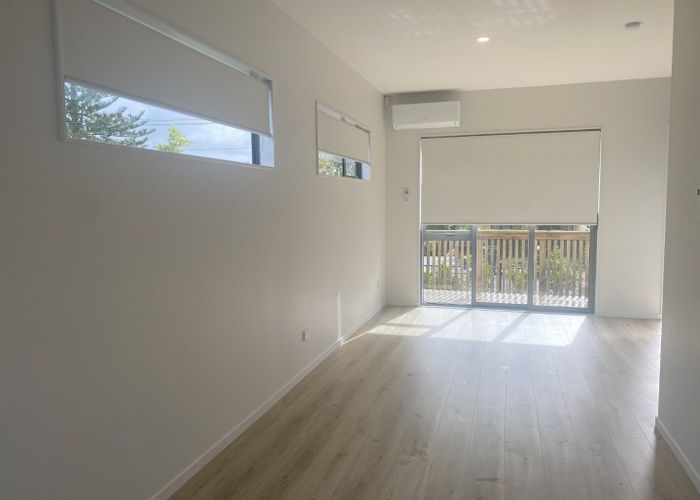  at 1/35 Renata Crescent, Te Atatu Peninsula, Waitakere City, Auckland