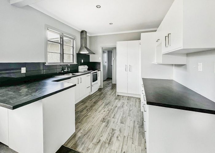  at 321a Botanical Road, West End, Palmerston North, Manawatu / Whanganui