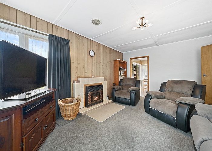  at 78 Fraser Street, Wainuiomata, Lower Hutt
