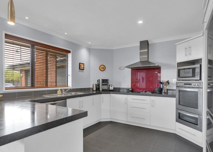  at 5 Rooney Place, Aidanfield, Christchurch City, Canterbury