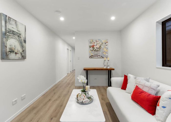  at 12C Holland Avenue, Point England, Auckland City, Auckland