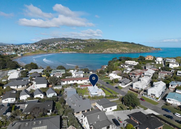  at 8 Lambley Road, Titahi Bay, Porirua, Wellington