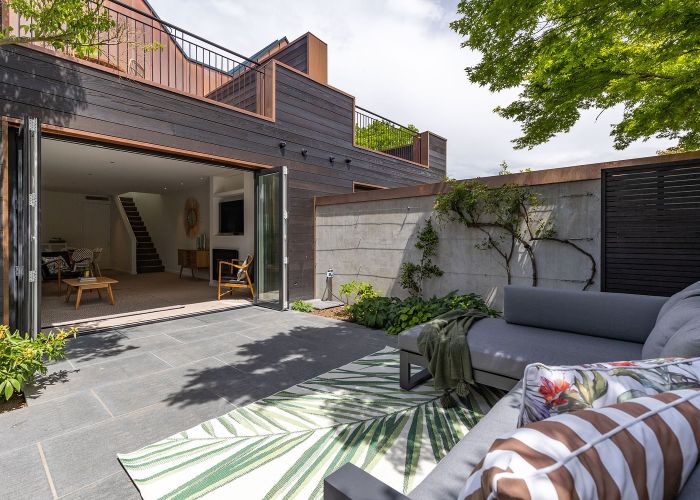  at 93 Holly Road, St. Albans, Christchurch City, Canterbury