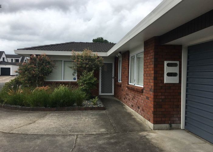  at 99a Aviemore Drive, Highland Park, Manukau City, Auckland