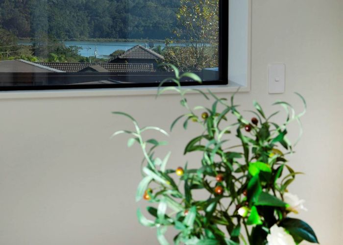  at 1B Lemon Grove Lane, Greenhithe, North Shore City, Auckland