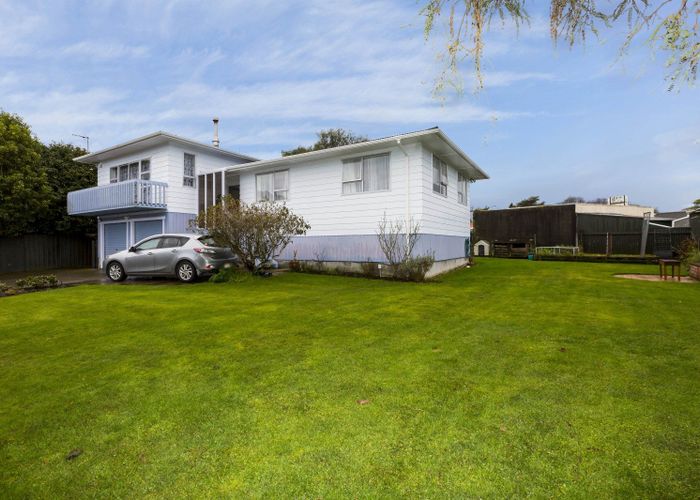  at 19 Haylock Grove, Totara Park, Upper Hutt, Wellington