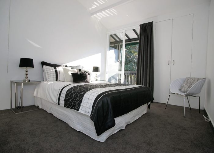  at 1/43 Fendalton Road, Fendalton, Christchurch