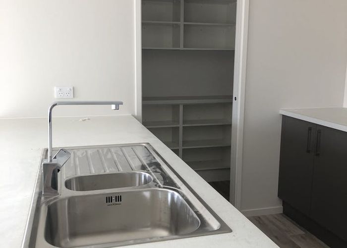  at 13 Golf Vue Place, Castlecliff, Whanganui