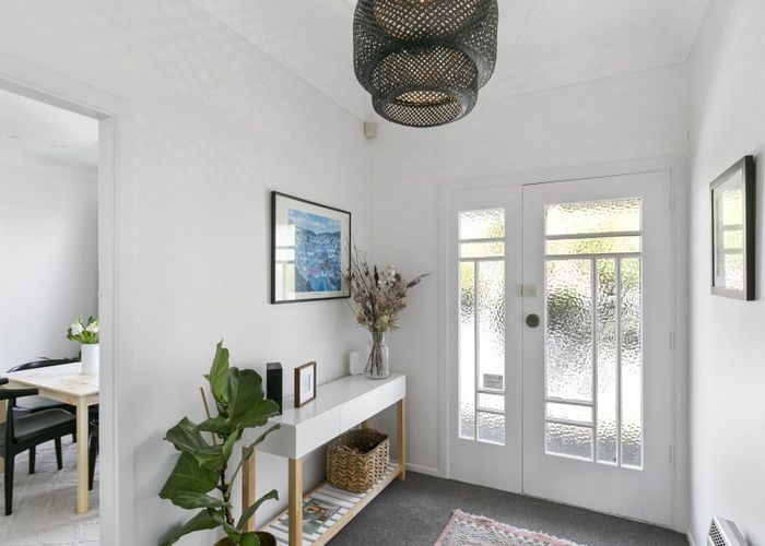  at 15 Campbell Street, Karori, Wellington