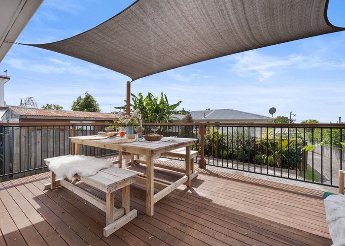  at 2/23 Clayburn Road, Glen Eden, Waitakere City, Auckland