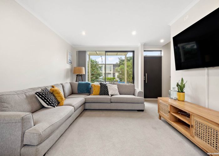  at 34B Bluegrey Avenue, Stonefields, Auckland