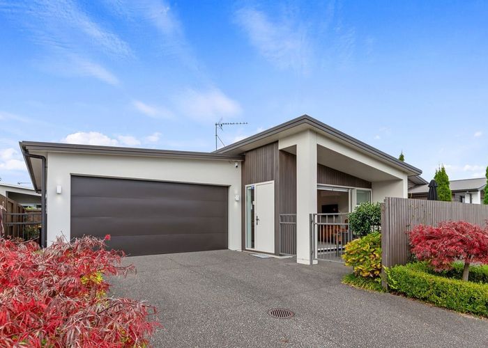  at 90 St Pauls Drive, Brookfield, Tauranga