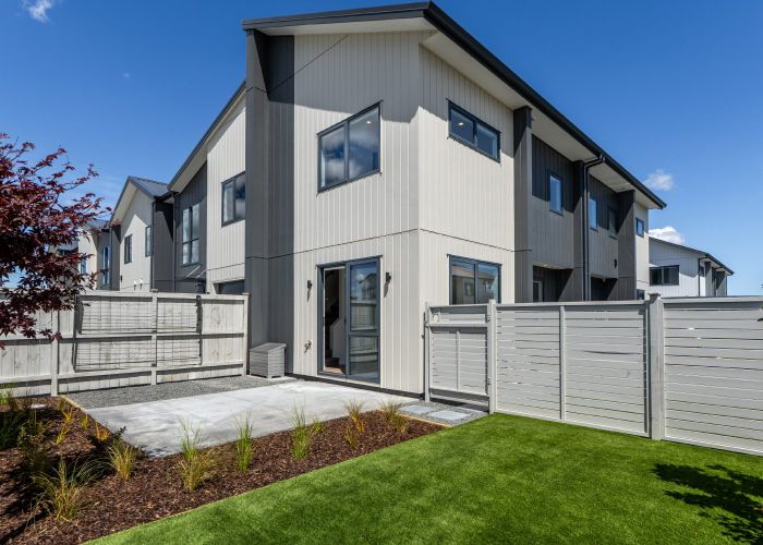  at 14 Pohorama Lane, Takanini, Papakura, Auckland