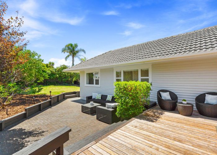  at 36 Montgomery Avenue, Rothesay Bay, Auckland