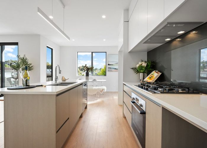  at 144 Oaktree Avenue, Browns Bay, North Shore City, Auckland