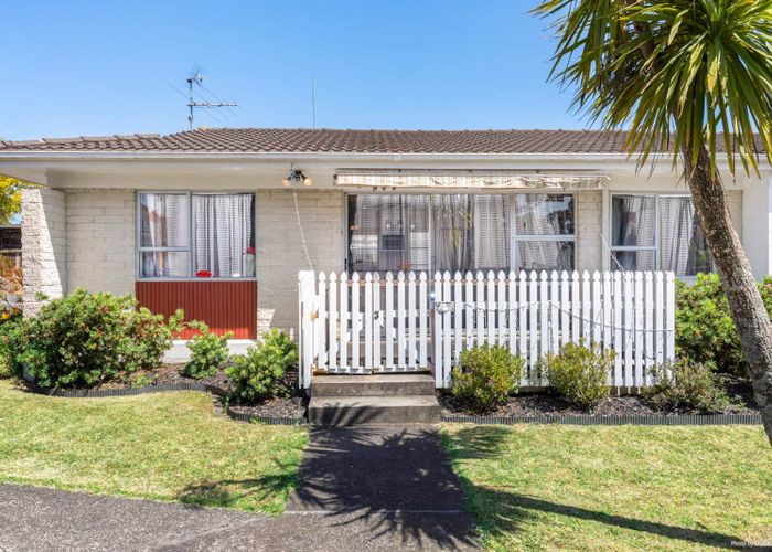  at 3/397 Blockhouse Bay Road, Blockhouse Bay, Auckland