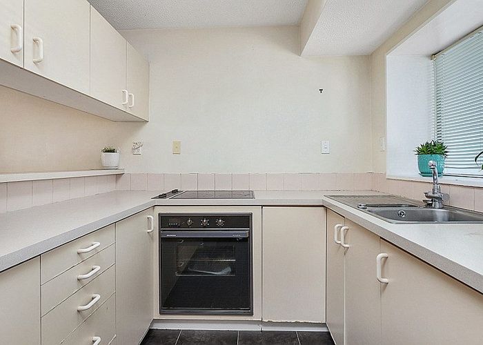  at 33E Peverel Street, Riccarton, Christchurch