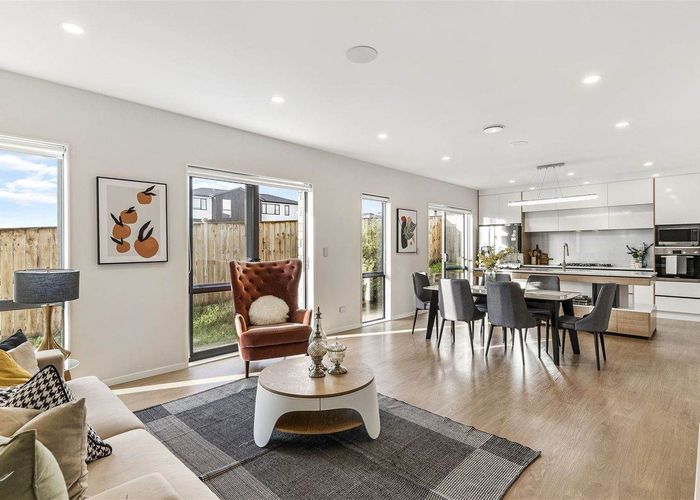  at 54 Peihinga Road, Flat Bush, Manukau City, Auckland