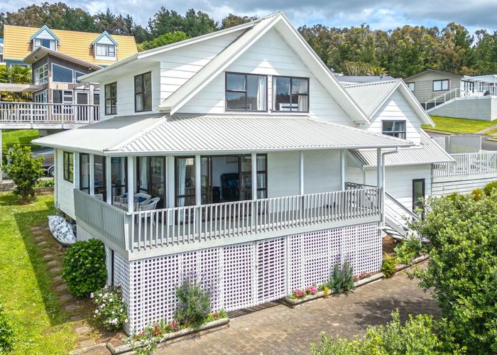  at 127 Tuna Place, Onemana, Thames-Coromandel, Waikato