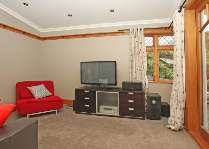  at 24 Upper Watt Street, Wadestown, Wellington