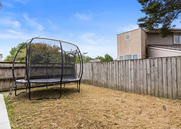  at 4/45a Swanson Road, Henderson, Waitakere City, Auckland