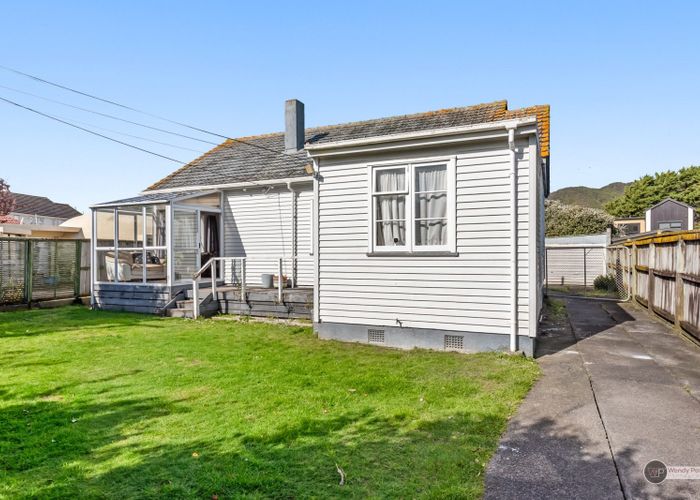  at 38 Hall Crescent, Epuni, Lower Hutt, Wellington