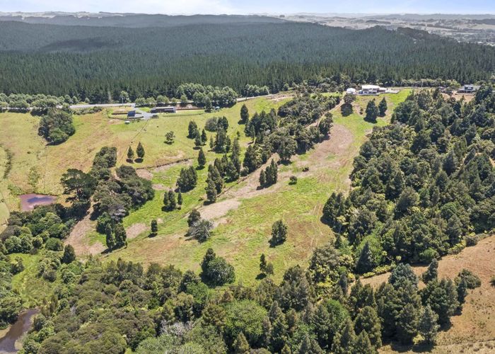  at 586 Blackbridge Road, Albany