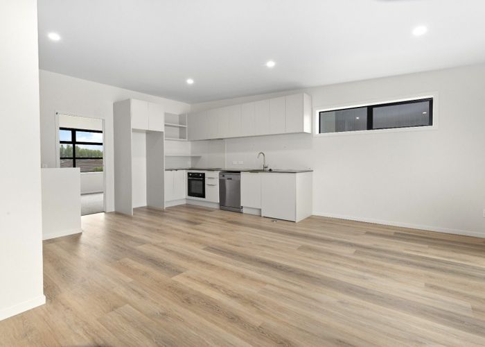  at 15a The Strand, Wainuiomata, Lower Hutt, Wellington