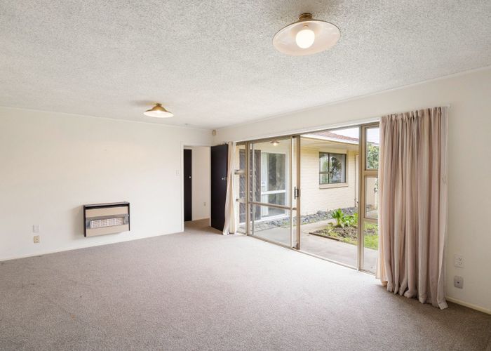  at 86A Marshall Street, Fairfield, Hamilton