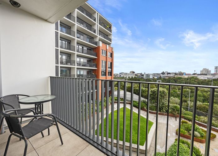  at 303/59 France Street South, Newton, Auckland