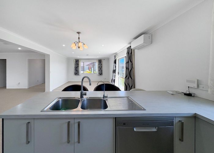  at 8 Buckingham Place, Springvale, Whanganui, Manawatu / Whanganui