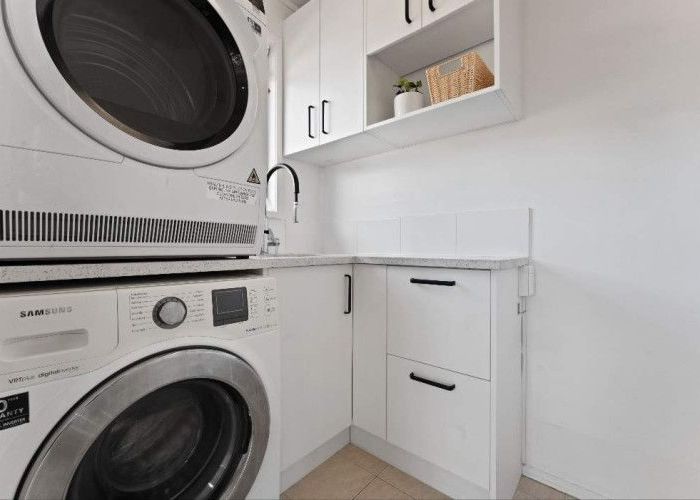  at 22 Ferndown Avenue, Papatoetoe, Manukau City, Auckland