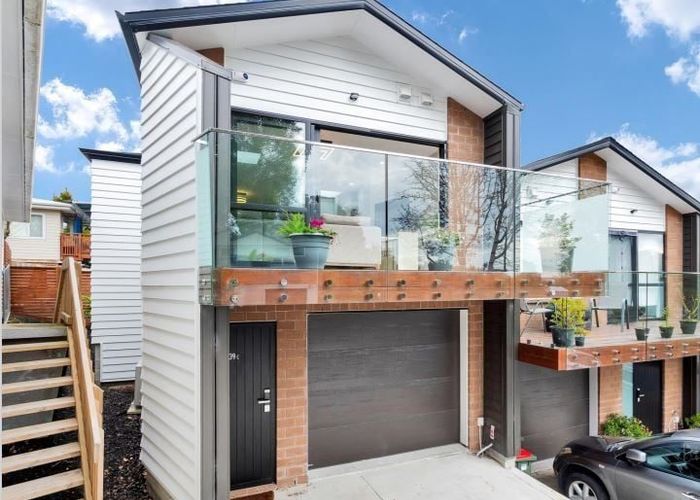  at 39C Keegan Drive, Massey, Waitakere City, Auckland