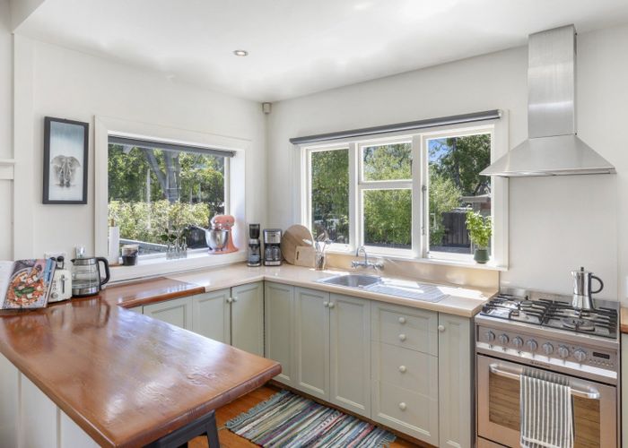  at 115 Clarendon Terrace, Woolston, Christchurch City, Canterbury