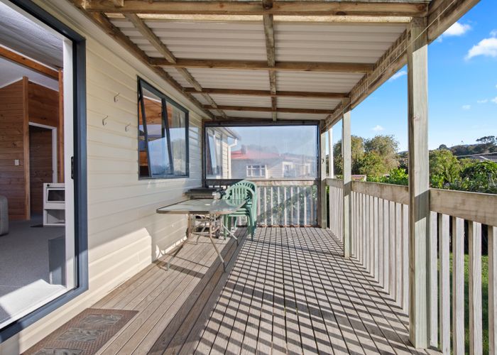  at 19 Kowhai Avenue, KAIAUA, MIRANDA