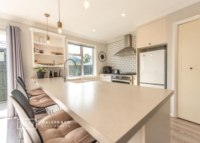 at 21 Hudson Ave, Ebdentown, Upper Hutt, Wellington